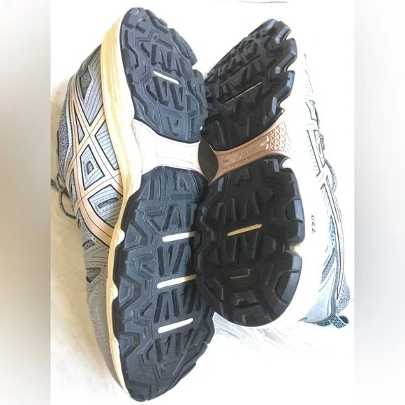 Brand New ASICS Sneakers - Picture 7 of 10